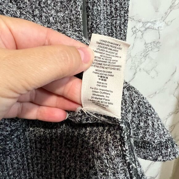 Free People Mountaineer Black Long Sleeve Mock Neck Top Size XS - Picture 9 of 11